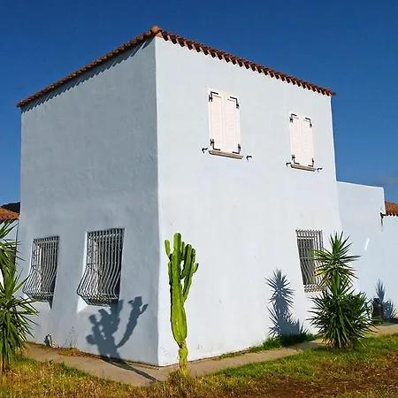 Relax House Vakantiehuis Tertenìa